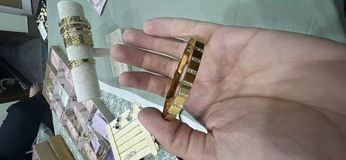 Ribbed Gold Bangle